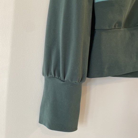 ADIDAS Zip-Up. - Picture 3 of 7